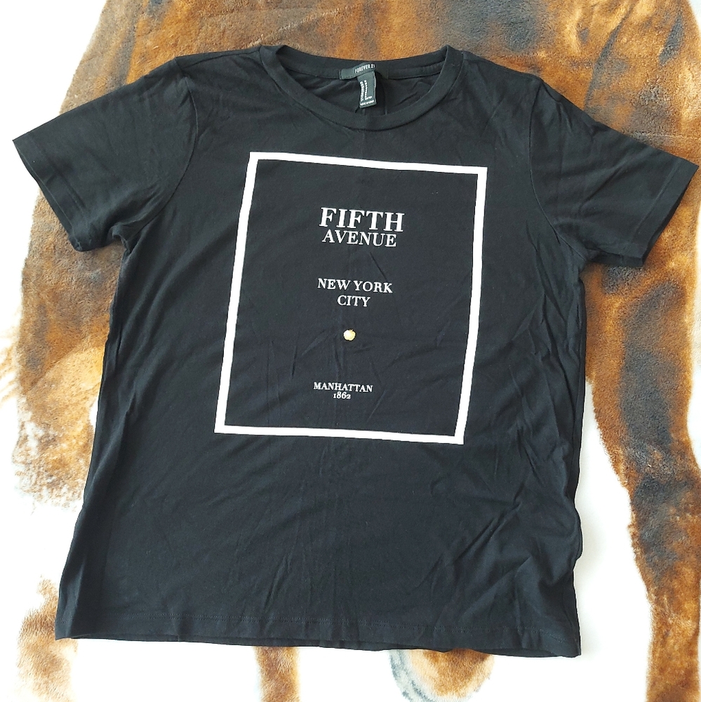 NWOT, Forever 21 | T-Shirt